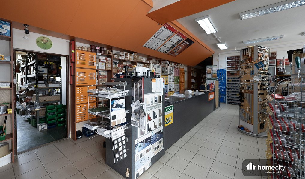Prodej ubytovacího objektu 1 660 m², Hradec Králové – náhled fotky 39