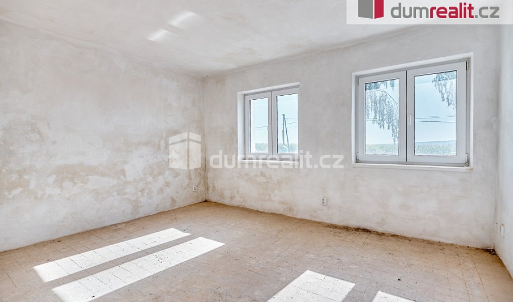 Prodej výrobních prostor 2 500 m², Štědrá – náhled fotky 9
