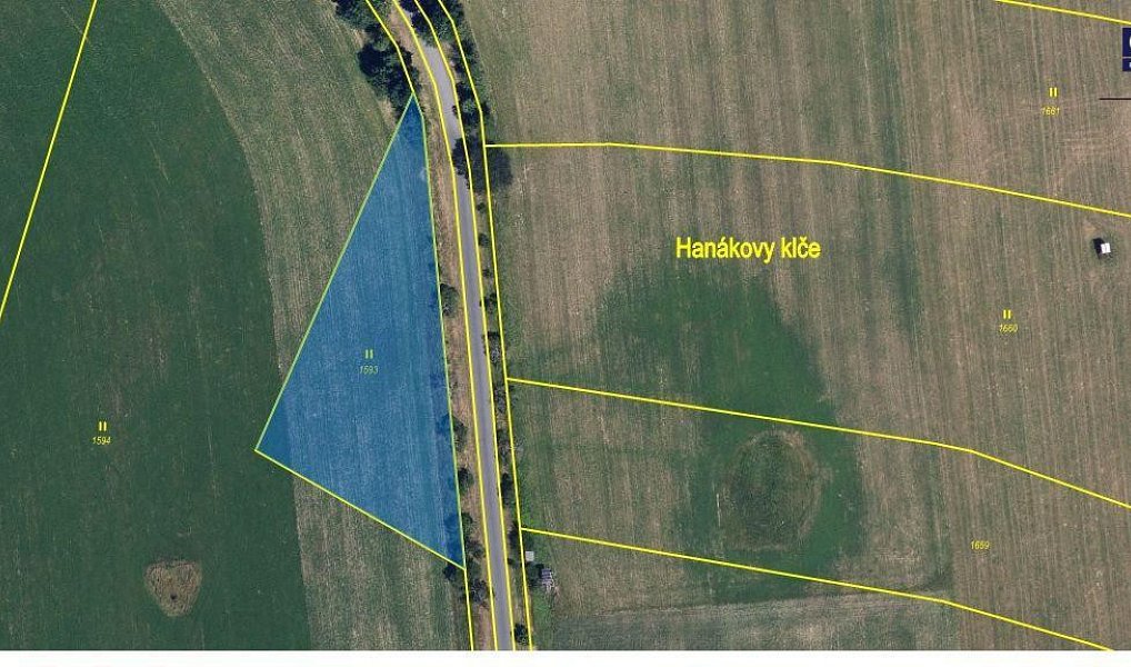 Prodej pole 2 260 m², Velký Újezd – náhled fotky 2