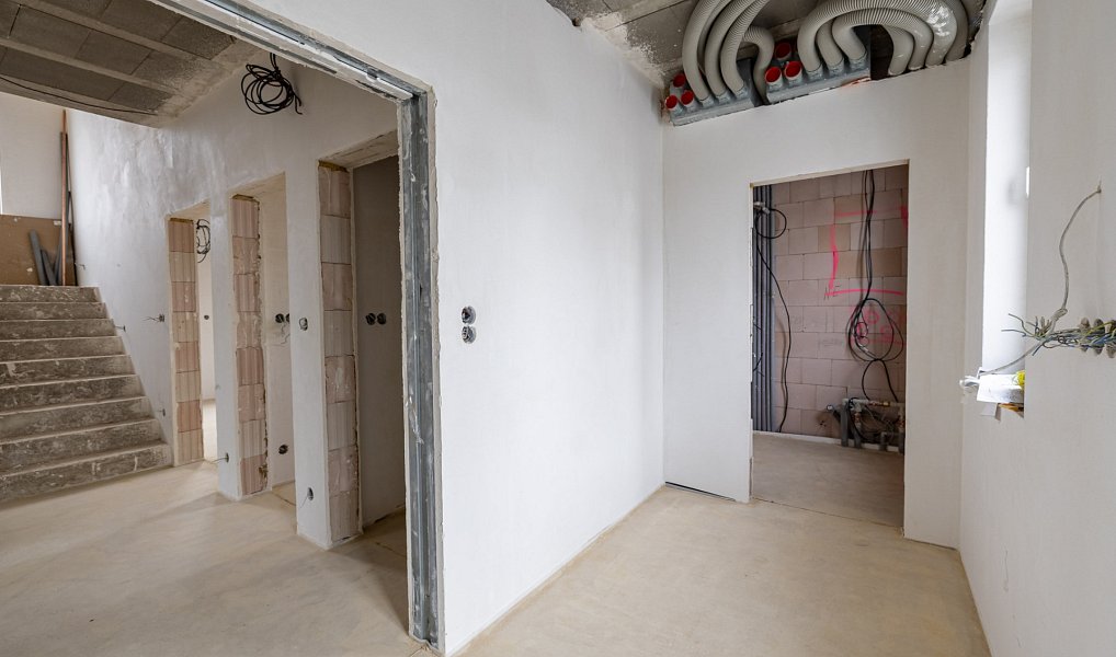 Prodej domu 166 m² s pozemkem 1 012 m², Lužná – náhled fotky 21