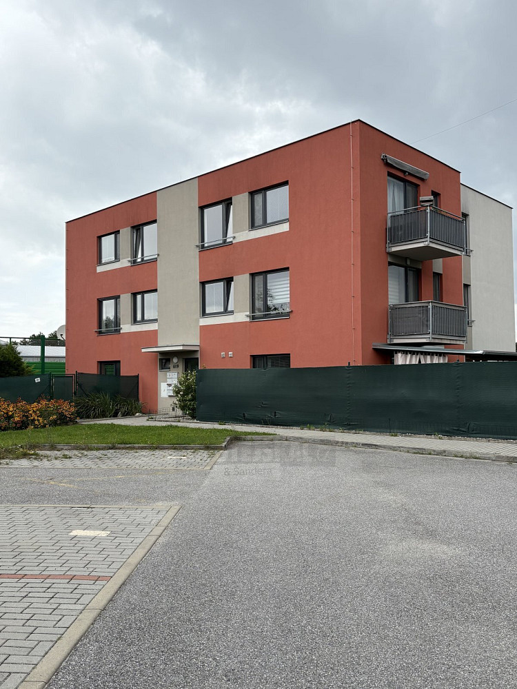 Pronájem komerčního objektu (jiného typu) 9 m² – pohled 4