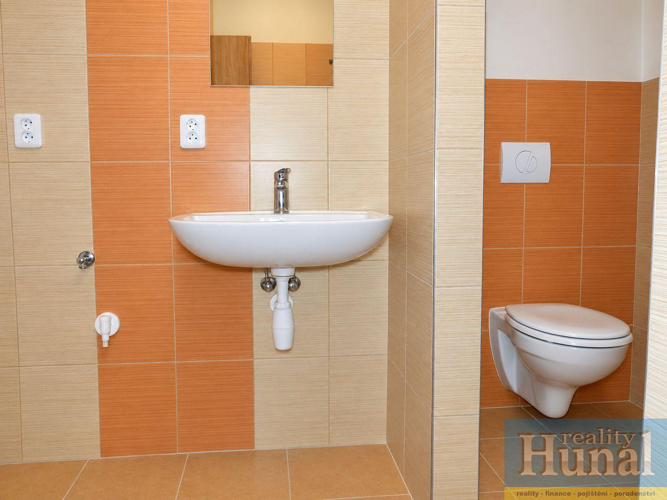 Pronájem bytu 1+kk 30 m² – fotografie 4