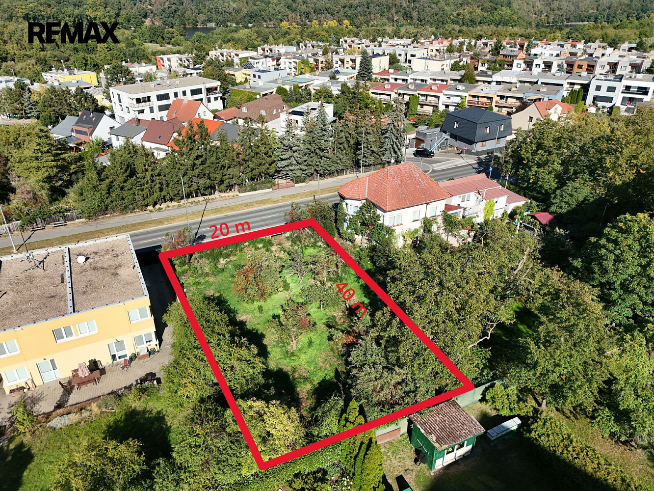 Prodej stavebního pozemku 815 m² – fotografie 3