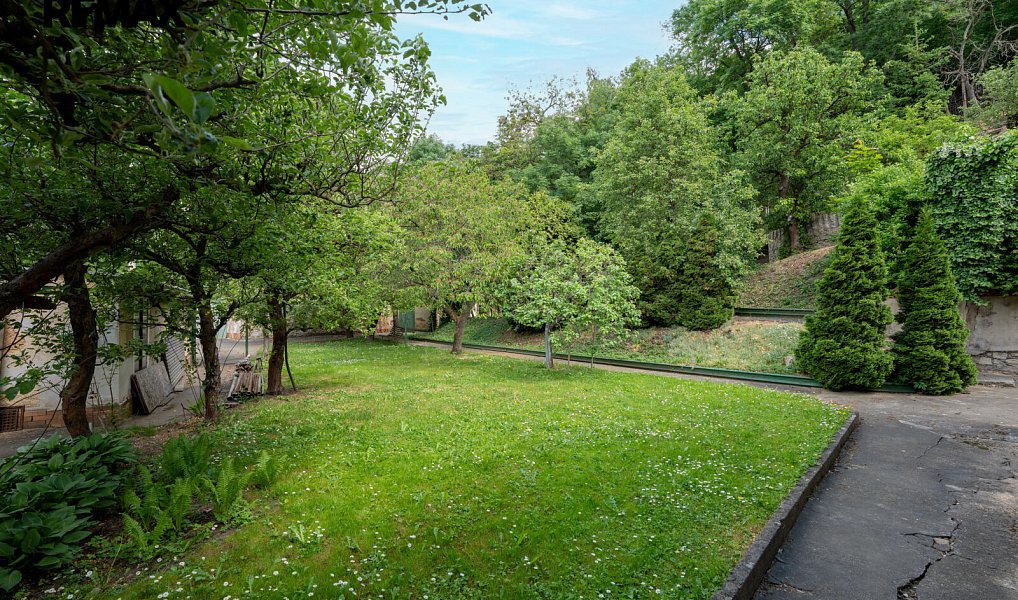 Prodej domu 155 m² s pozemkem 1 247 m², Praha – náhled fotky 32