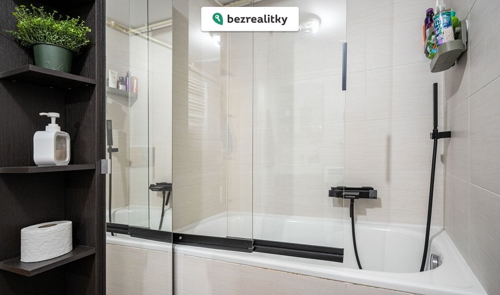 Prodej bytu 2+kk 47 m², Praha – náhled fotky 14