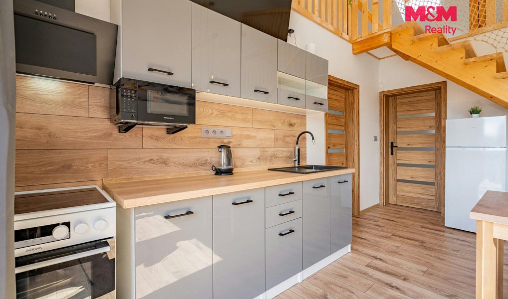 Prodej ubytovacího objektu 226 m², Lipno nad Vltavou – náhled fotky 16