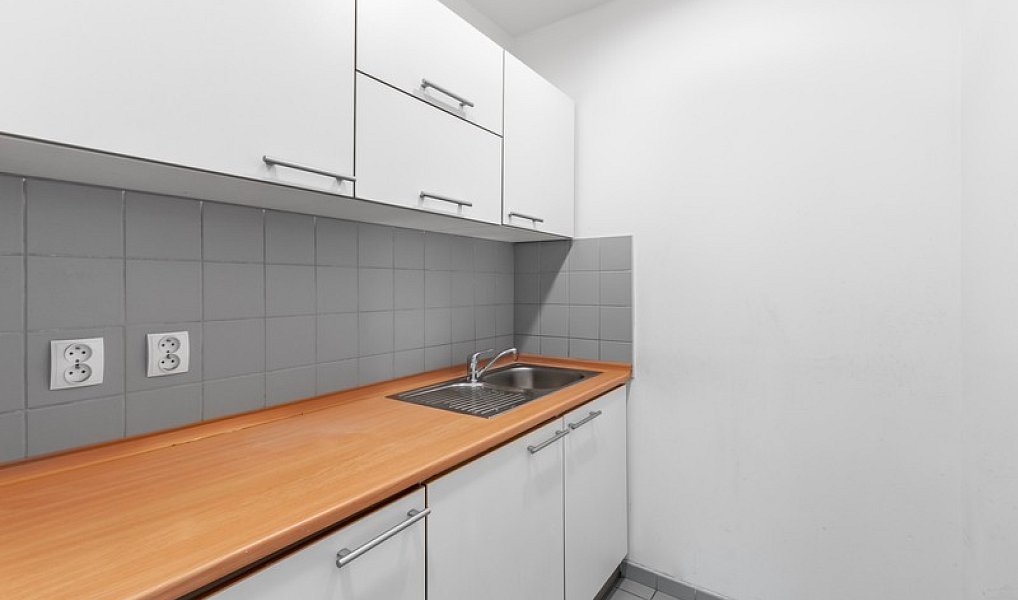 Pronájem kanceláře 72 m², Praha – náhled fotky 6