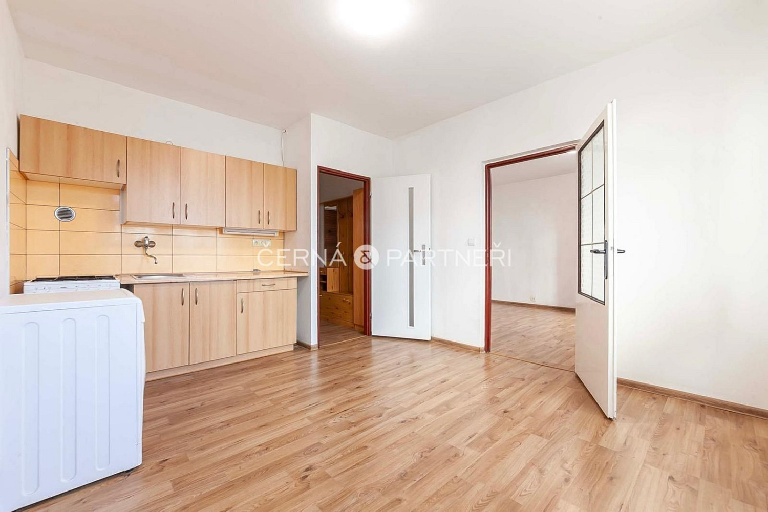 Pronájem bytu 1+1 36 m² — photo 2