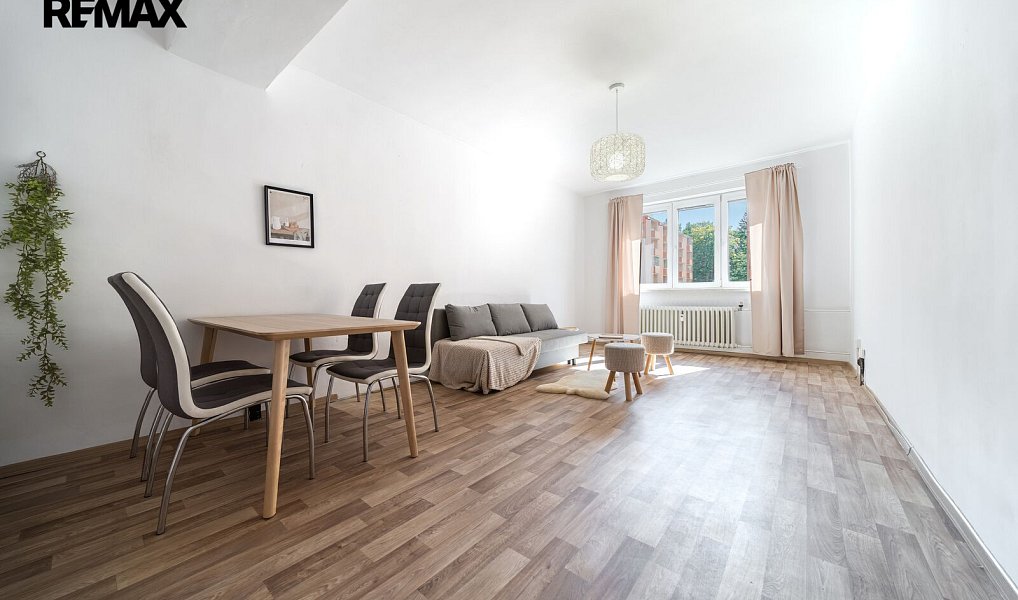 Prodej bytu 3+1 70 m², Třinec – fotka 1 z 14