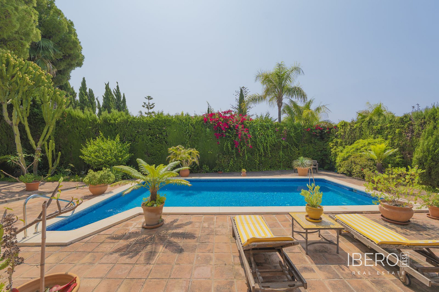 Prodej domu 210 m² s pozemkem 800 m² — photo 2