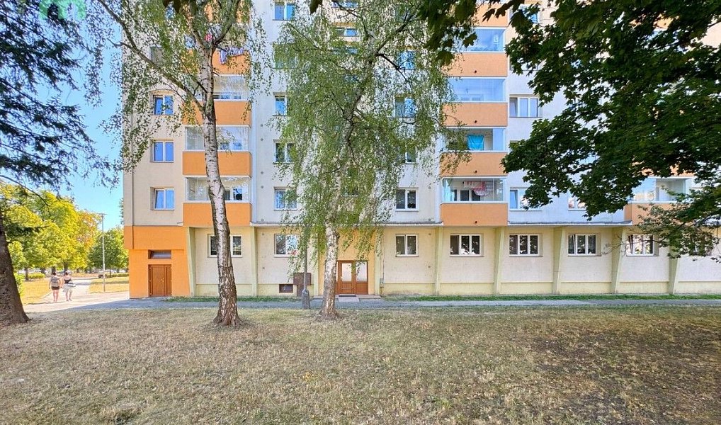 Pronájem bytu 3+1 72 m², Přerov – náhled fotky 46