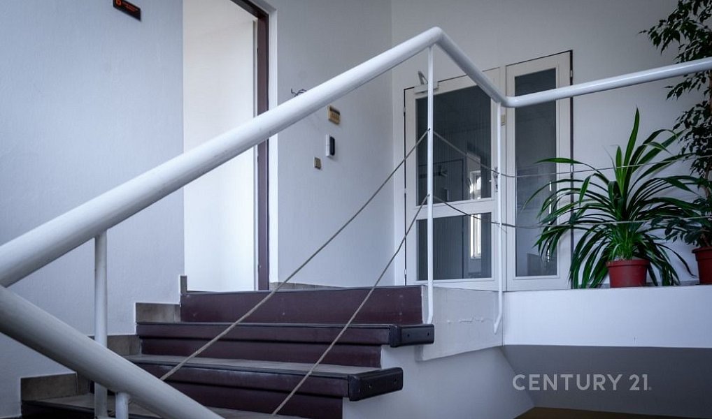 Prodej výrobních prostor 848 m², Jarcová – náhled fotky 8