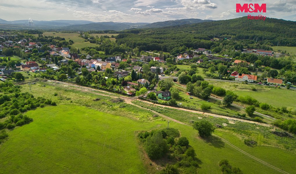 Prodej stavebního pozemku 922 m², Černovice – náhled fotky 6