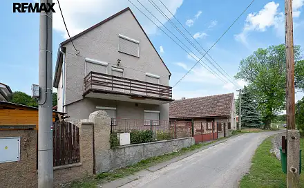Prodej domu 201 m² s pozemkem 856 m², Číčovice, okres Praha-západ