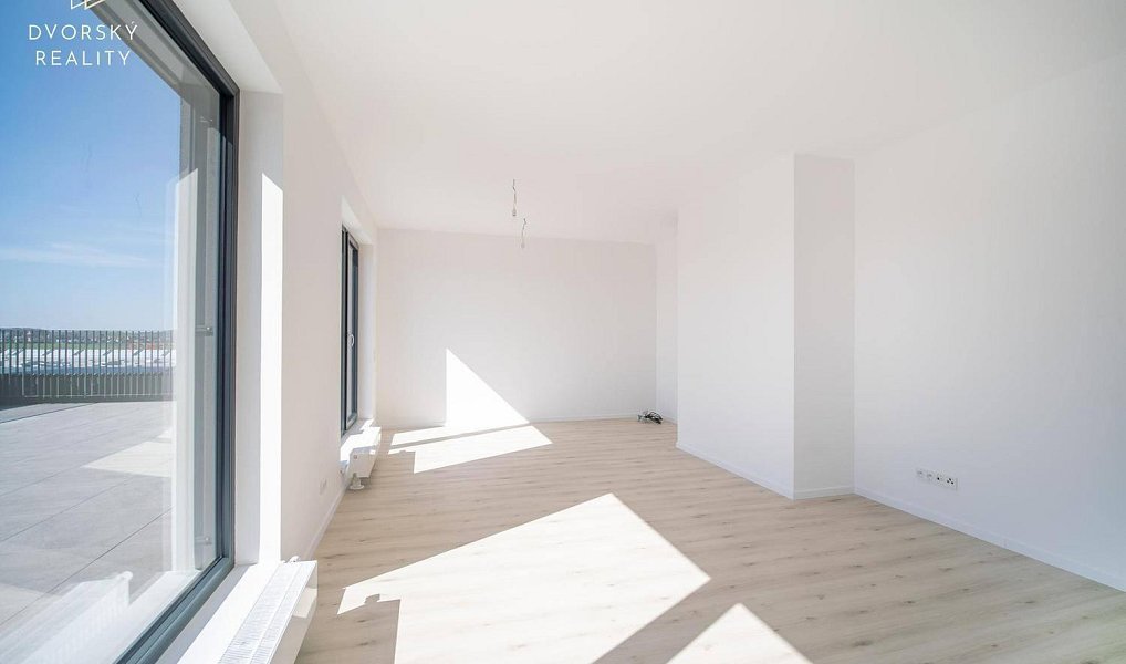 Prodej bytu 4+kk 208 m², Hovorčovice – náhled fotky 3