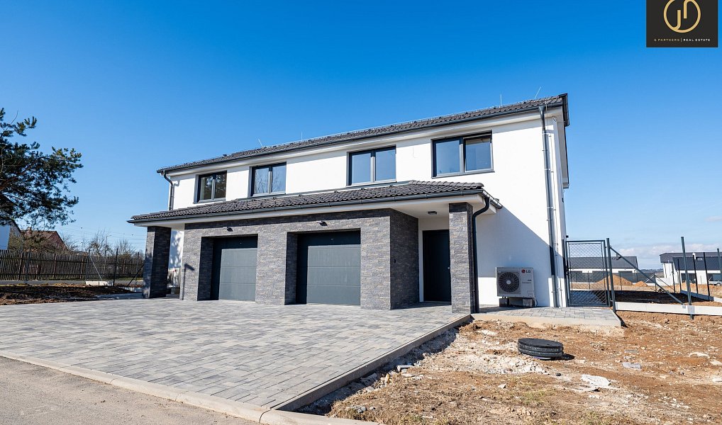Prodej domu 120 m² s pozemkem 506 m², Kamenné Žehrovice – náhled fotky 2