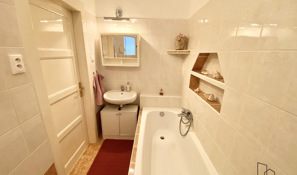 Pronájem bytu 3+1 84 m², Olomouc – náhled fotky 16