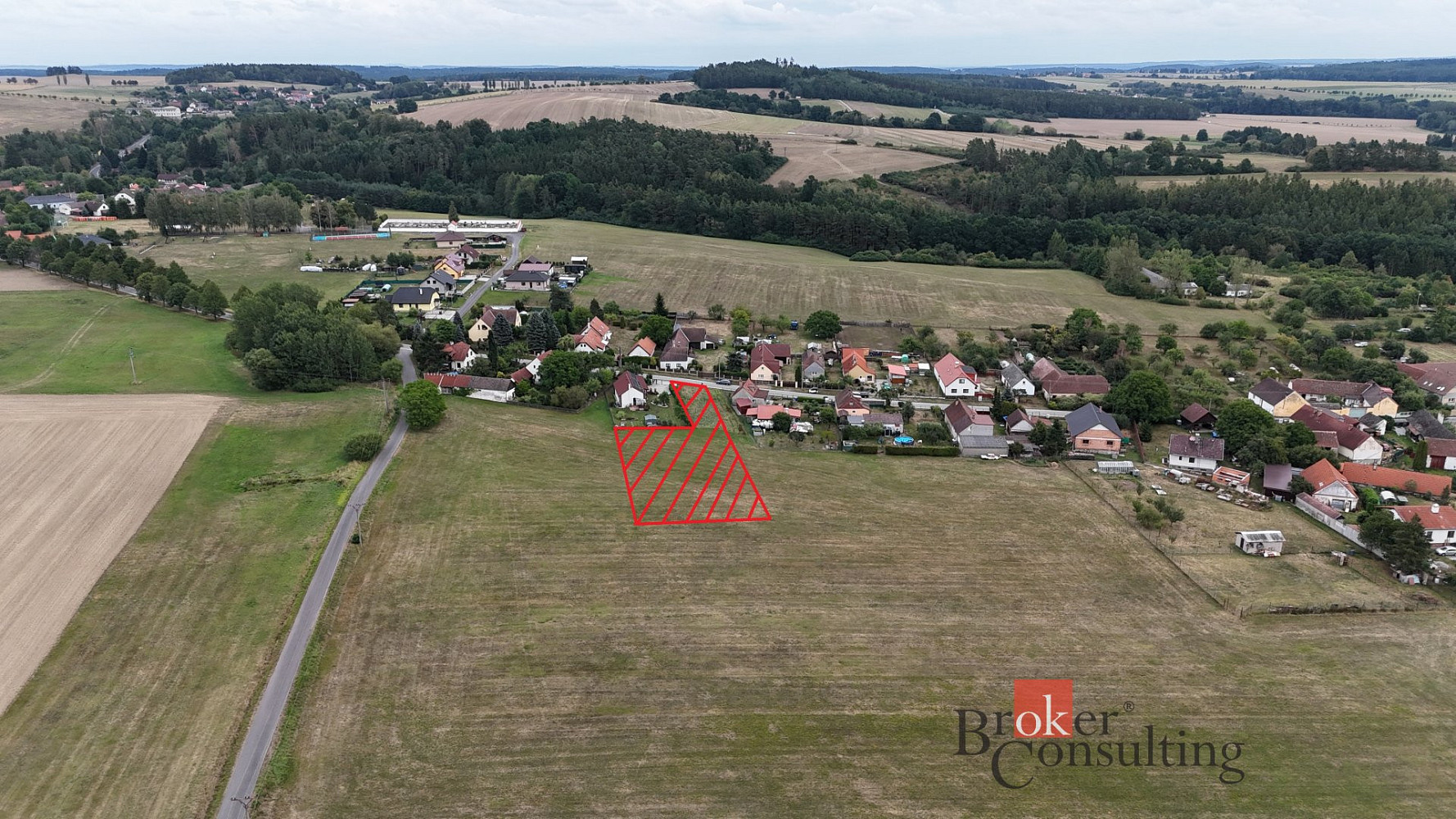 Prodej stavebního pozemku 2 108 m²