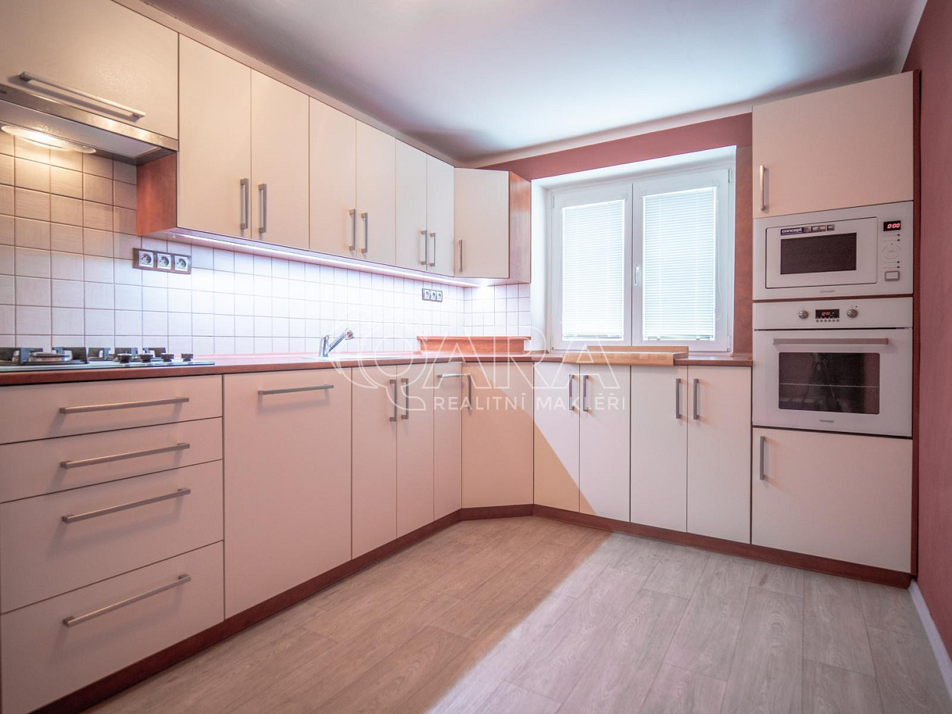 Prodej bytu 2+1 61 m² – fotografie 4