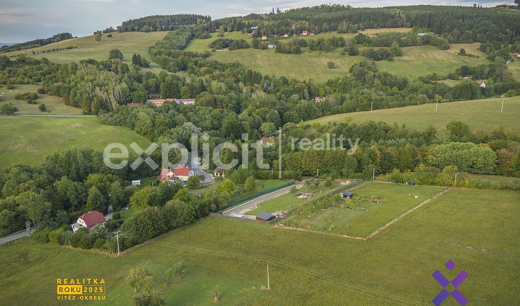 Prodej stavebního pozemku 1 713 m², Lopeník – náhled fotky 9