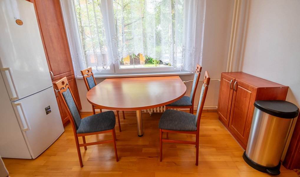 Pronájem bytu 3+1 73 m², Trutnov – náhled fotky 7