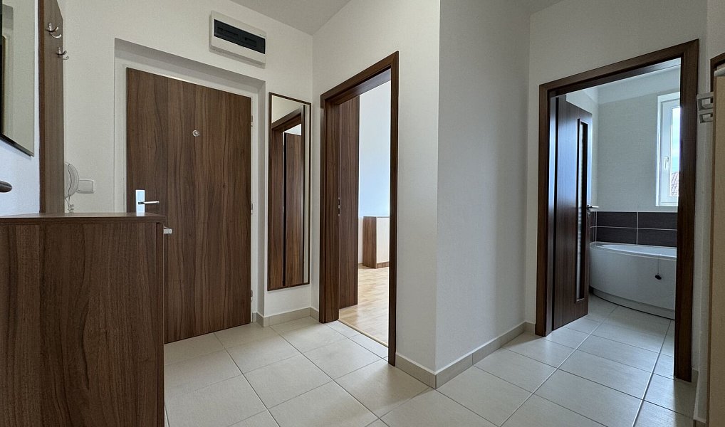 Pronájem bytu 2+kk 65 m², Olomouc – náhled fotky 9