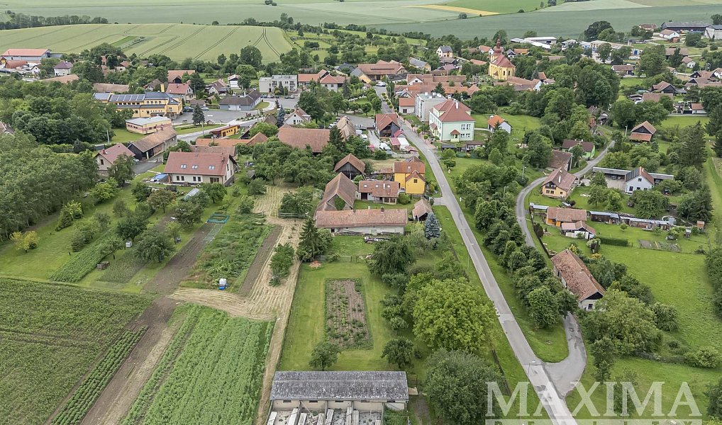 Prodej stavebního pozemku 1 372 m², Běchary – náhled fotky 5