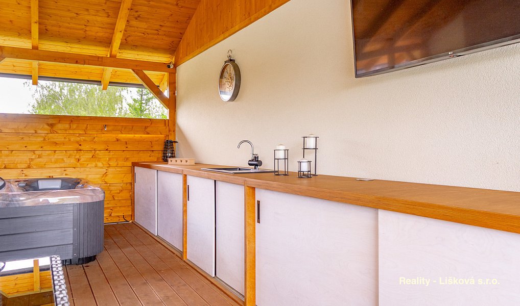 Prodej domu 200 m² s pozemkem 1 227 m², Přestanov – náhled fotky 52