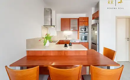 Pronájem bytu 2+kk 57 m²