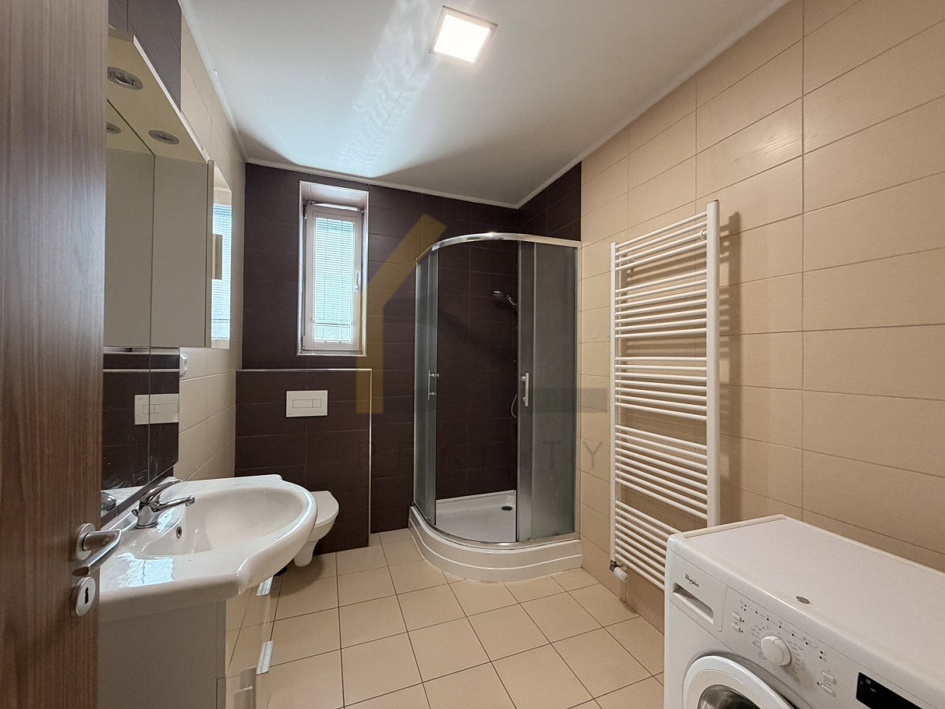 Pronájem bytu 1+kk 35 m² – fotografie 4