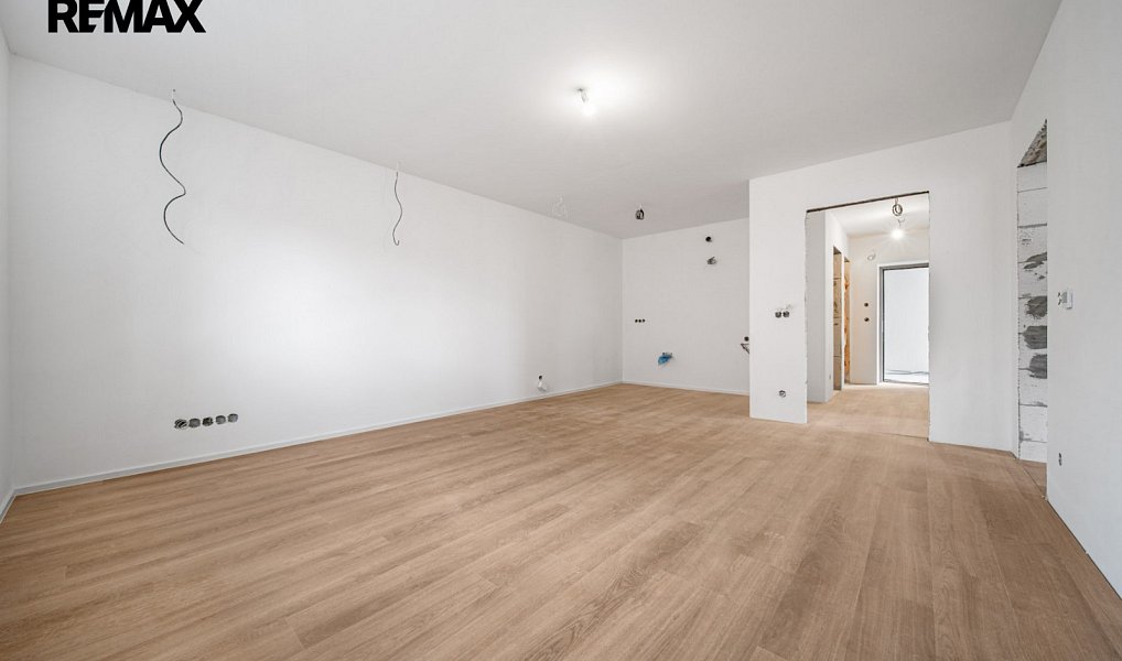 Prodej bytu 3+kk 79 m², Moravany – náhled fotky 3
