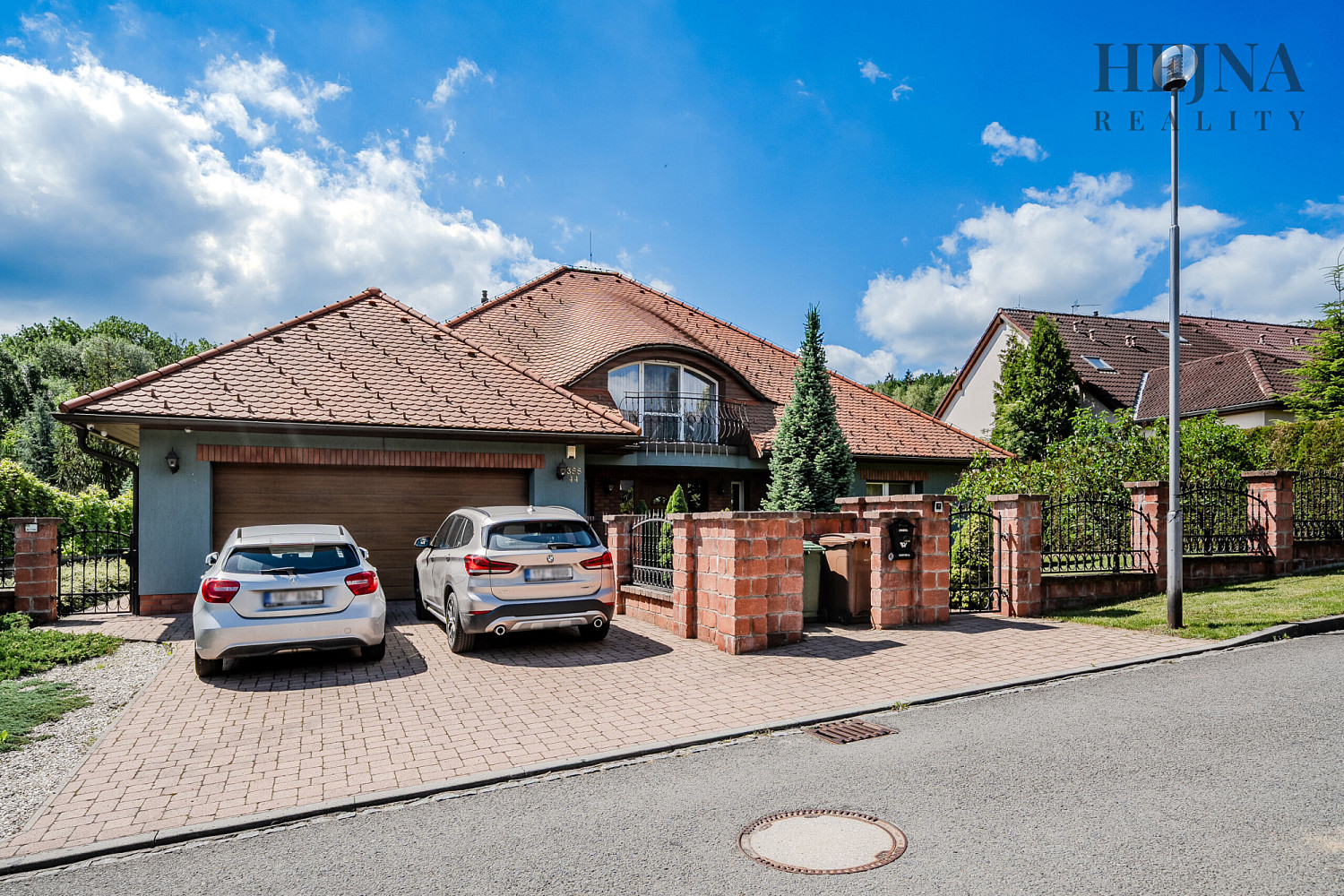 Prodej domu 311 m² s pozemkem 1 321 m² – fotografie 3