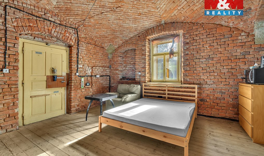 Prodej domu 253 m² s pozemkem 9 482 m², Chrudim – náhled fotky 11