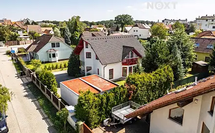Prodej domu 250 m² s pozemkem 967 m², Studánková, Praha 4 - Újezd u Průhonic