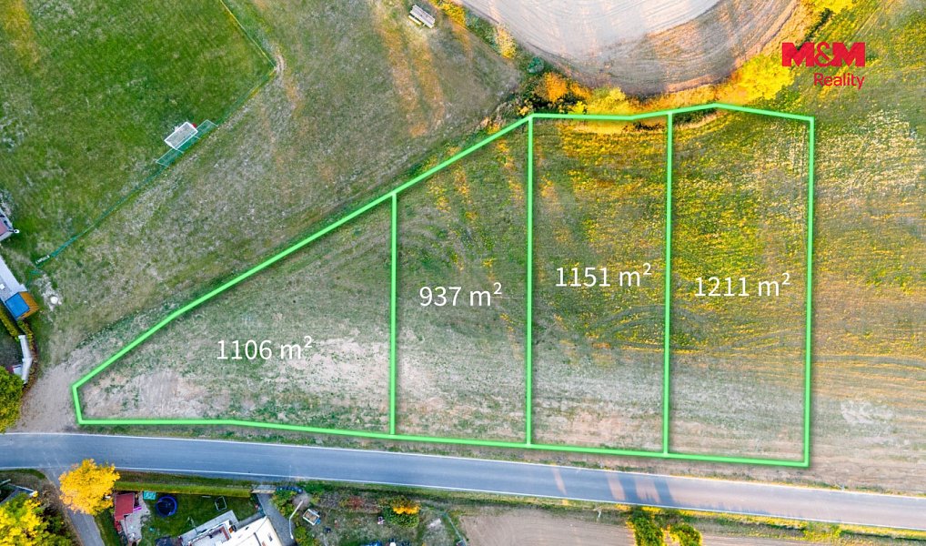 Prodej stavebního pozemku 4 405 m², Šípy – náhled fotky 4
