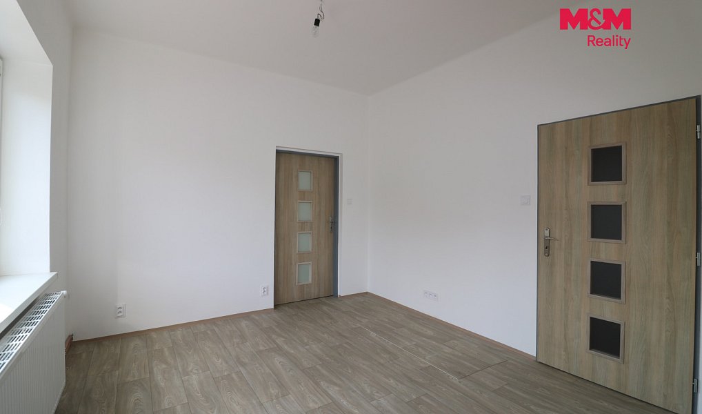 Pronájem bytu 1+1 47 m², Velké Březno – náhled fotky 8