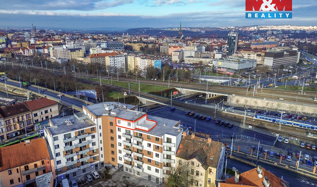 Pronájem bytu 2+kk 78 m², Plzeň – náhled fotky 18