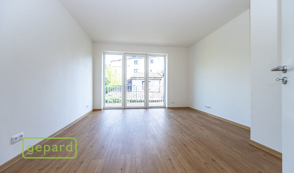 Prodej bytu 6+kk 159 m², Praha – náhled fotky 8