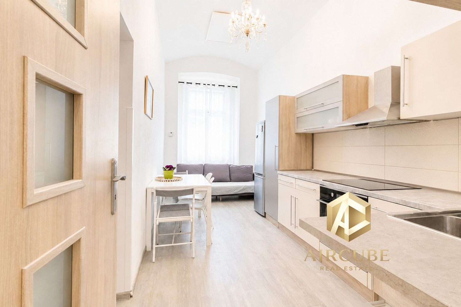 Pronájem bytu 2+kk 45 m² – fotografie 4