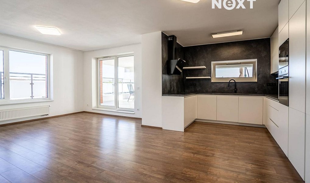 Prodej bytu 3+kk 196 m², Hradec Králové – náhled fotky 3