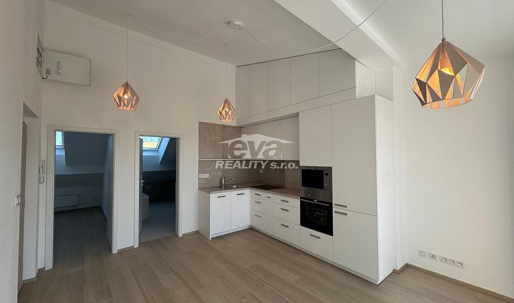 Pronájem bytu 2+kk 39 m², Praha – náhled fotky 4