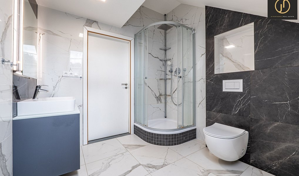 Prodej domu 203 m² s pozemkem 1 153 m², Hředle – náhled fotky 17