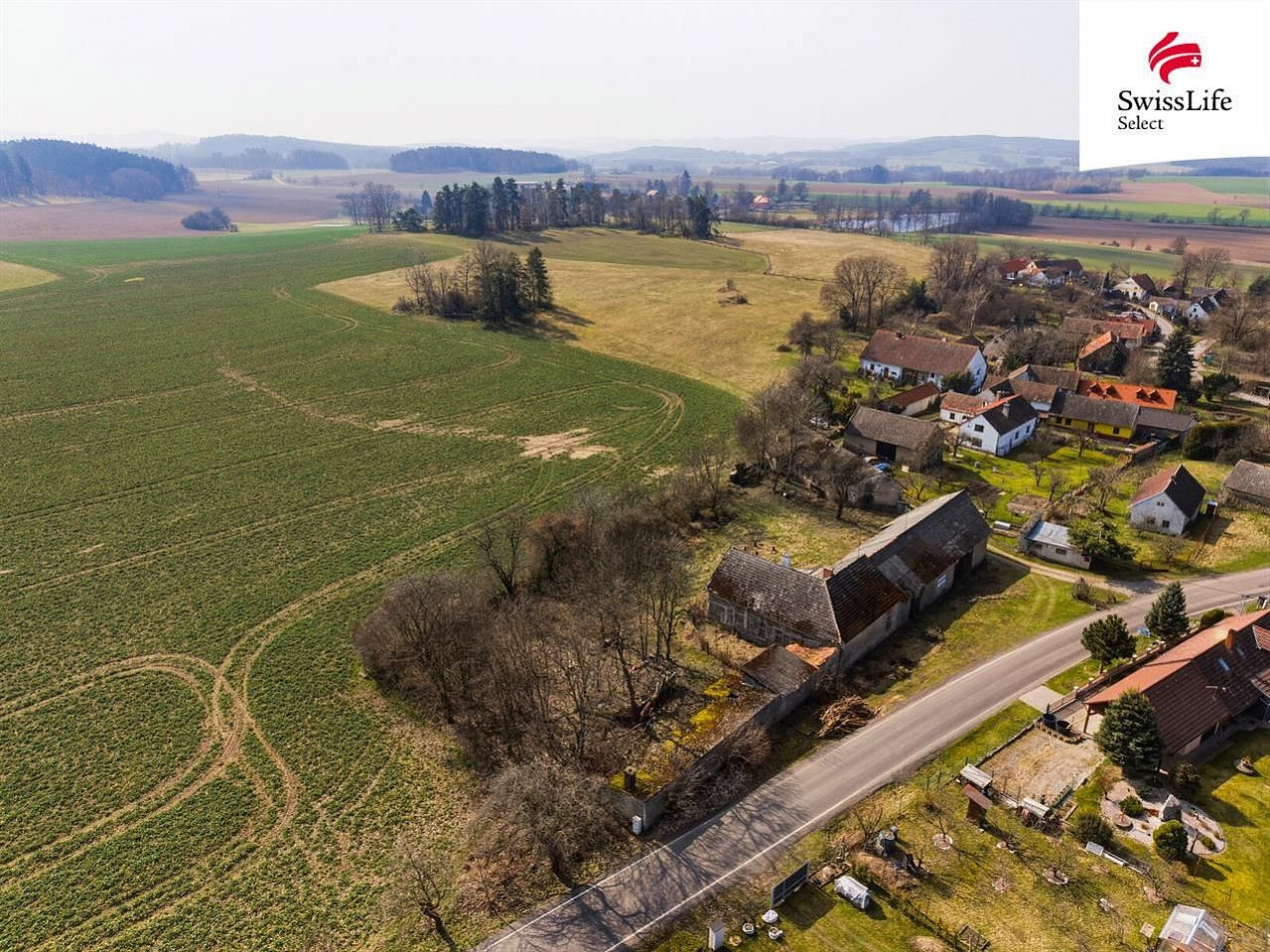 Prodej stavebního pozemku 2 851 m² – pohled 2