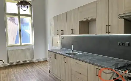 Pronájem bytu 2+1 85 m², Kravařova, Prostějov