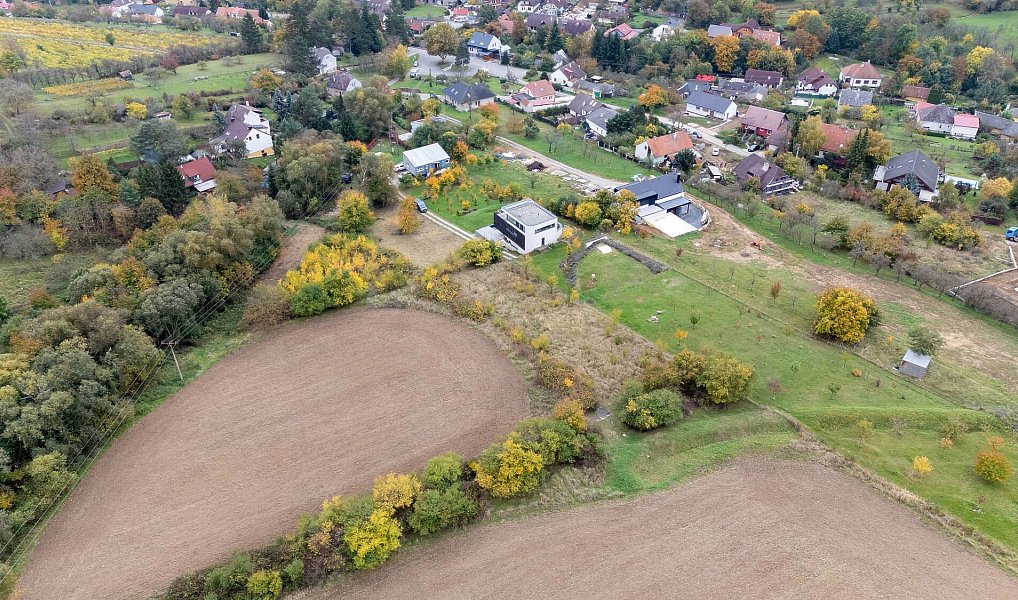 Prodej stavebního pozemku 3 597 m², Buchlovice – náhled fotky 5