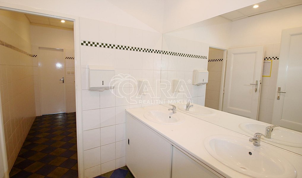 Pronájem kanceláře 51 m², Praha – náhled fotky 4