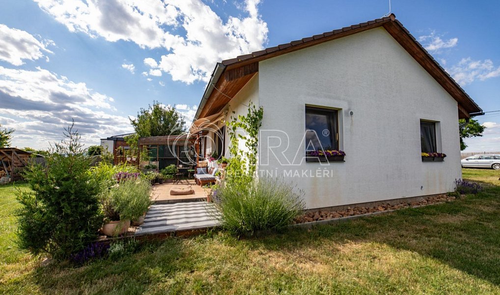Prodej domu 105 m² s pozemkem 2 043 m², Lochovice – náhled fotky 22