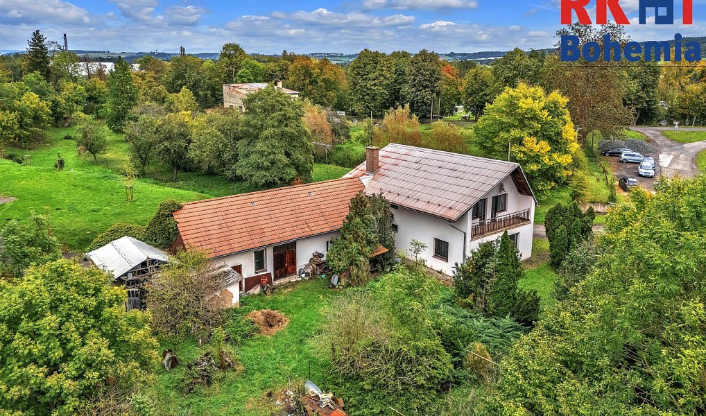 Prodej domu 220 m² s pozemkem 5 365 m², Dolní Bousov – náhled fotky 2
