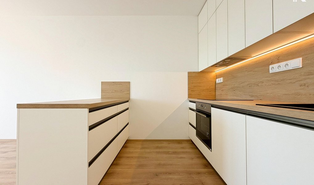 Pronájem bytu 2+kk 59 m², Třebíč – náhled fotky 5