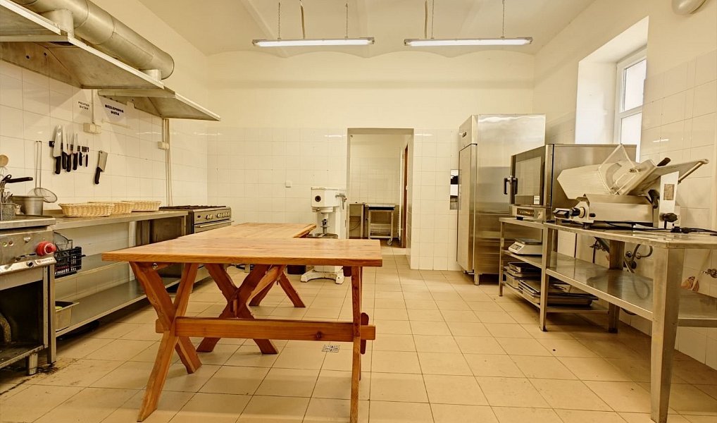 Prodej chaty/chalupy 793 m² s pozemkem 3 563 m², Strážné – náhled fotky 6
